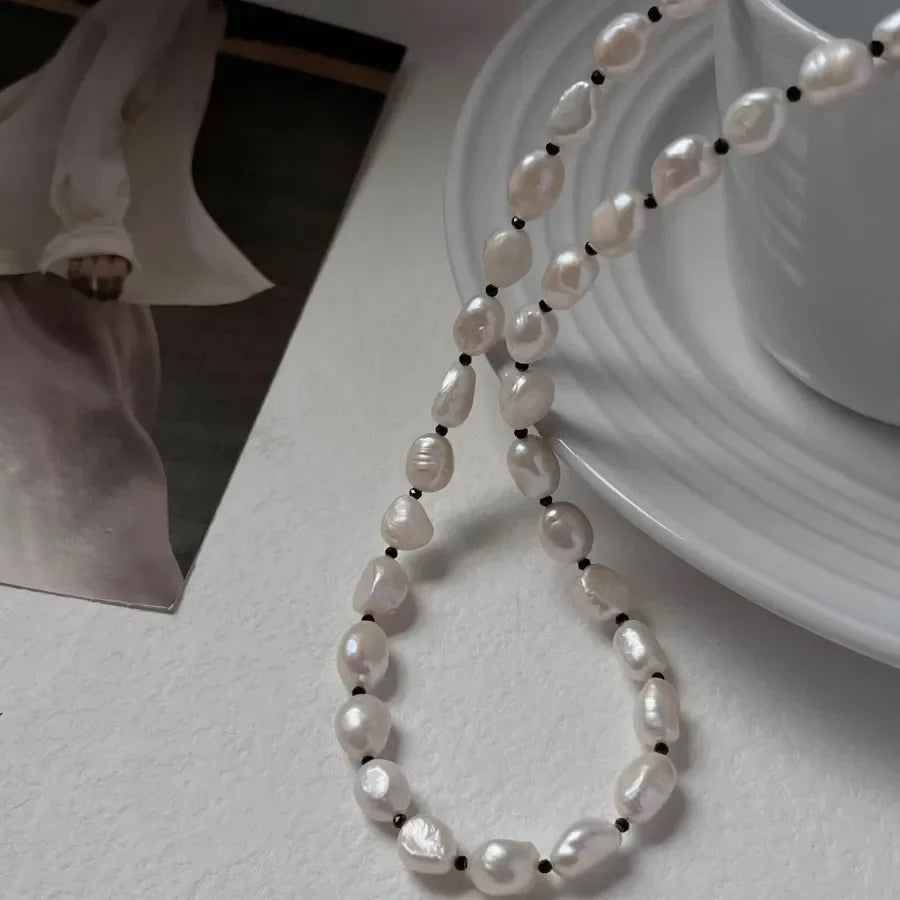 Baroque Pearl-Style Collar Necklace