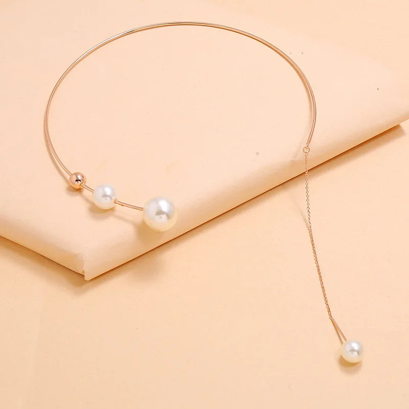 Graduated Pearl-Style Wire Necklace