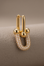 Close-up of the ball-ended hoop and pave U link